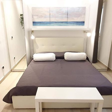 Urban Homy - Bari Centro Apartment Bagian luar foto