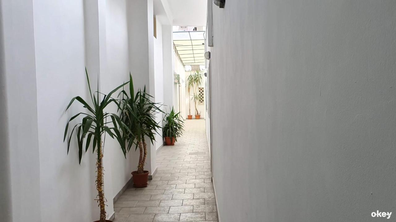 Urban Homy - Bari Centro Apartment Bagian luar foto