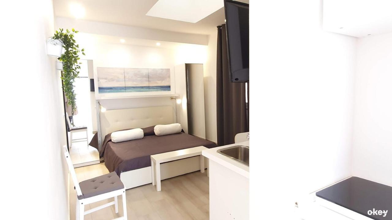 Urban Homy - Bari Centro Apartment Bagian luar foto
